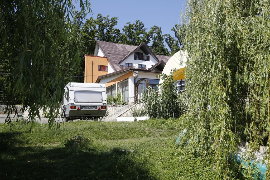 Hotel Ciric Iasi Exterior photo